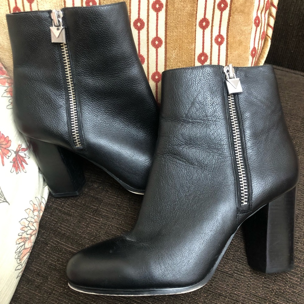 Michael Kors Margaret Ankle BOOTS